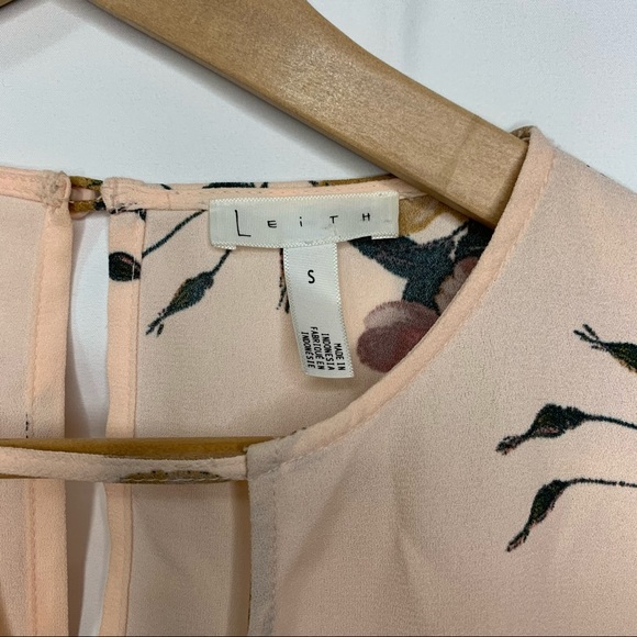 Leith pink floral long bell sleeve mini dress - Picture 9 of 11